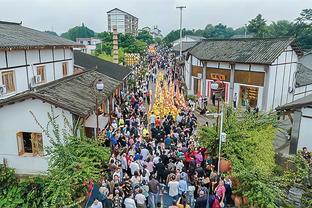 沃恩：大桥对今天这场比赛做足了准备 输给黄蜂后他非常失望